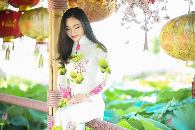 Nữ sinh xinh đẹp, đa tài, đam mê ca hát - ảnh 2