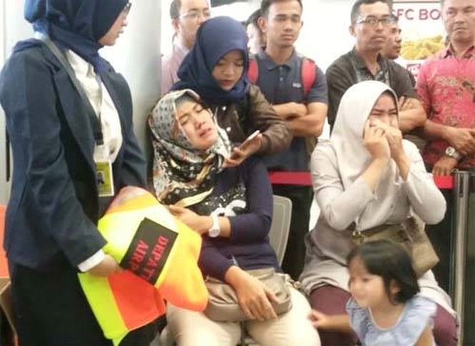 20 nhân viên Bộ Tài chính Indonesia có mặt trên máy bay gặp nạn - ảnh 2