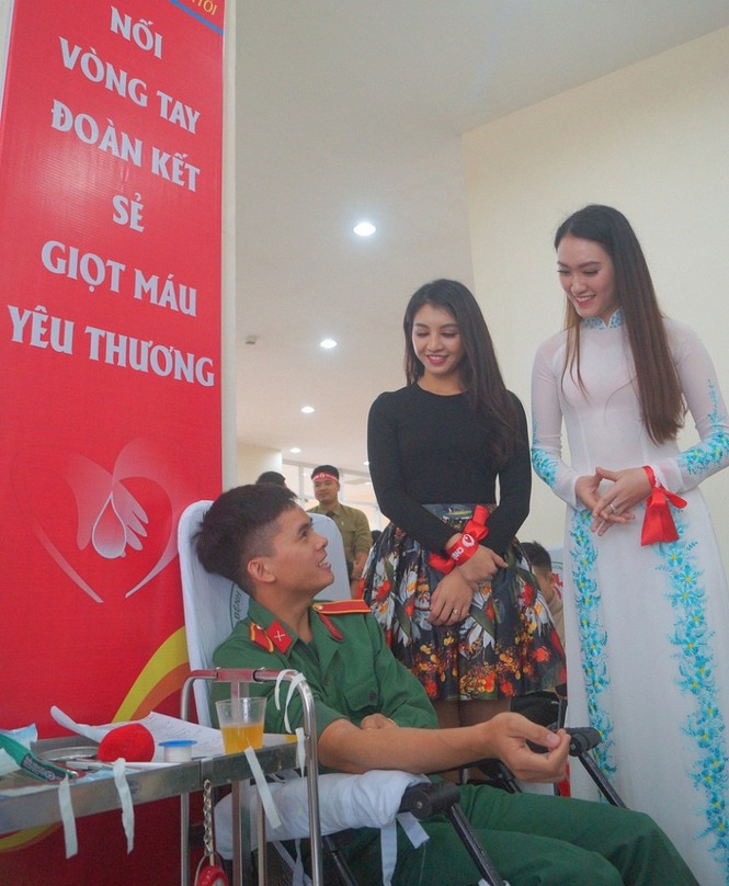 Tuổi trẻ Sĩ quan Chính trị hiến 584 đơn vị máu Chủ nhật Đỏ 2019 - ảnh 3