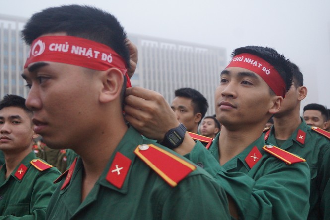 Tuổi trẻ Sĩ quan Chính trị hiến 584 đơn vị máu Chủ nhật Đỏ 2019 - ảnh 9