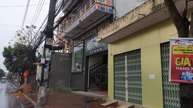 Lễ hội Đền Trần: Khách sạn, nhà nghỉ 'cháy' phòng, tăng giá chóng mặt - ảnh 3