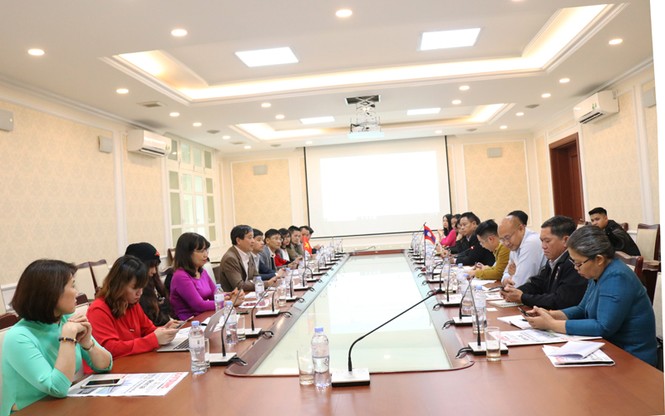 Đoàn lãnh đạo các cơ quan báo chí Lào thăm và làm việc tại Báo Xây dựng - ảnh 4