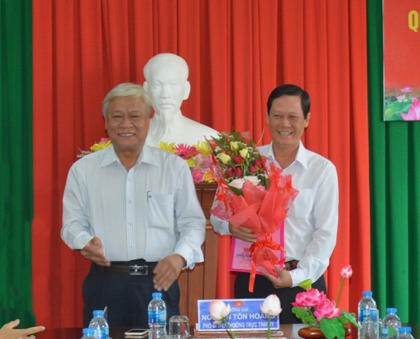 Điều động, bổ nhiệm nhân sự 5 địa phương - ảnh 4