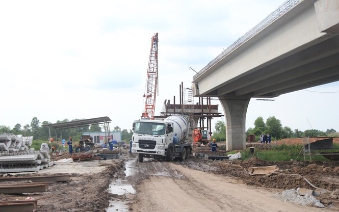 Báo cáo Chính phủ để tháo gỡ khó khăn cho dự án cao tốc Trung Lương – Mỹ Thuận - ảnh 4