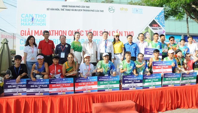 Hơn 1.200 người tham gia giải chạy bộ Marathon Quốc tế di sản Cần Thơ - ảnh 12