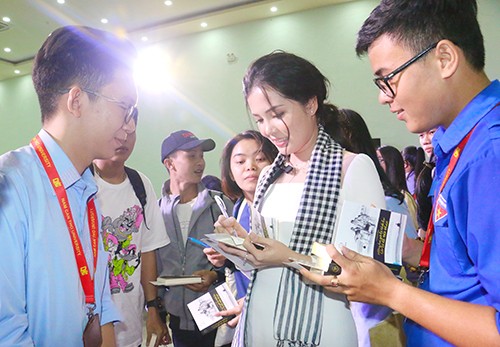 Học vấn và tri thức là hành trang quý giá nhất - ảnh 2