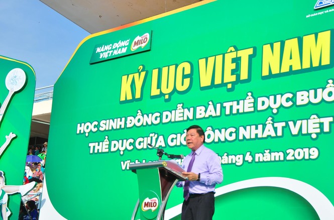 Hơn 6.000 trẻ em Vĩnh Long lập kỷ lục Việt Nam tập thể dục - ảnh 3