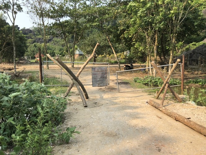 Chính quyền chỉ đạo, người dân vẫn bị ngăn cấm lên động Tiên Sơn - ảnh 1
