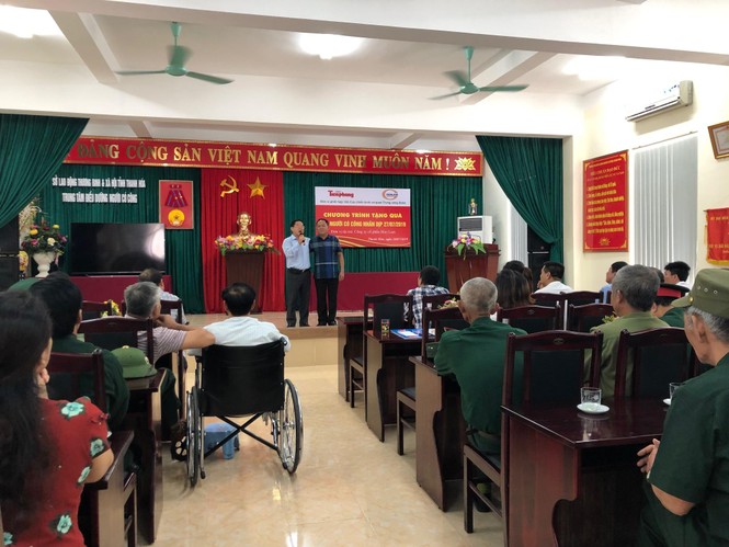 Công ty cổ phần Him Lam tặng quà cựu TNXP, thương bệnh binh tại Thanh Hóa - ảnh 3