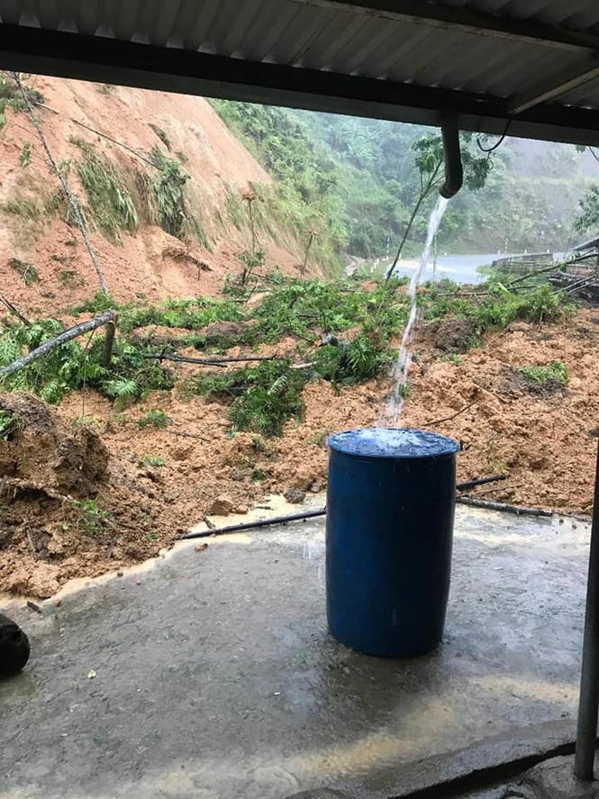 Nước lũ dâng cao cuốn trôi người, tàn phá huyện miền núi Mường Lát - ảnh 5