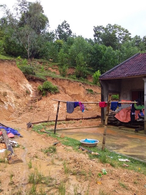 Ảnh hưởng bão số 4: Thanh Hoá mưa lớn, giao thông chia cắt nhiều nơi - ảnh 1