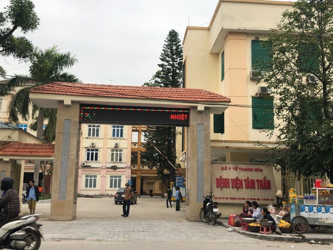 Bắt vợ giám đốc, 2 trưởng khoa BV Tâm thần Thanh Hóa ăn chặn thuốc người bệnh - ảnh 1