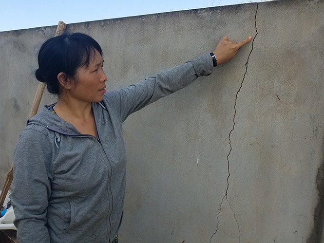 Thi công khu đô thị mới làm nứt gãy hàng loạt nhà dân - ảnh 1