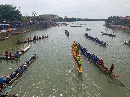 Tưng bừng lễ hội đua thuyền trên quê hương Đại Tướng - ảnh 9