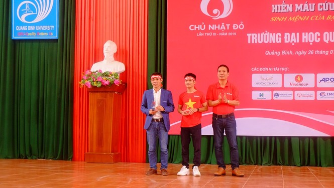 Tưng bừng ngày hội Chủ nhật Đỏ tại Quảng Bình - ảnh 3