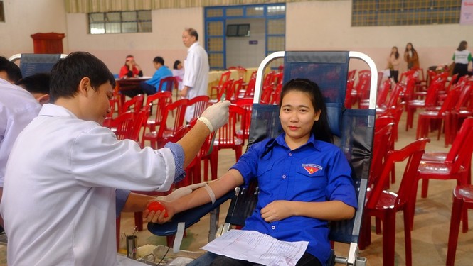 Tưng bừng ngày hội Chủ nhật Đỏ tại Quảng Bình - ảnh 1