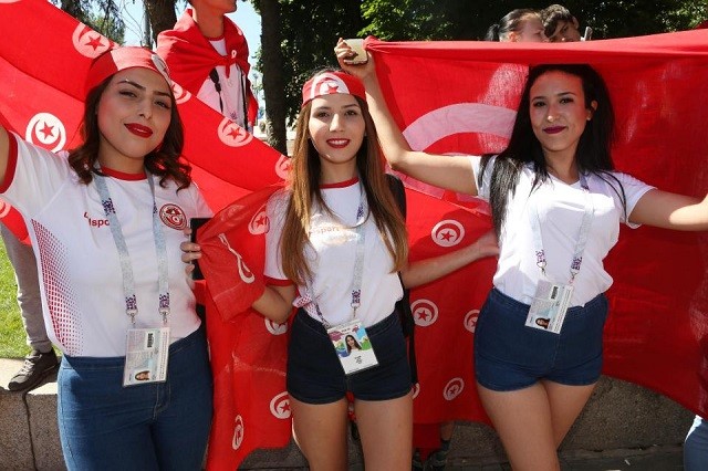 Dàn WAGs Anh ‘đại náo” khán đài World Cup 2018 - ảnh 12