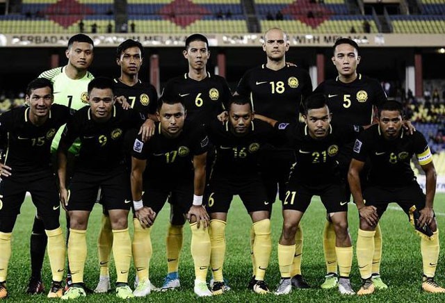 Tuyển Việt Nam lọt Top 3 đội trẻ nhất tại AFF Cup 2018 - ảnh 7