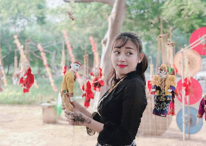 Bạn gái “Messi Myanmar” khoe nhan sắc đẹp tựa Hoa hậu - ảnh 11