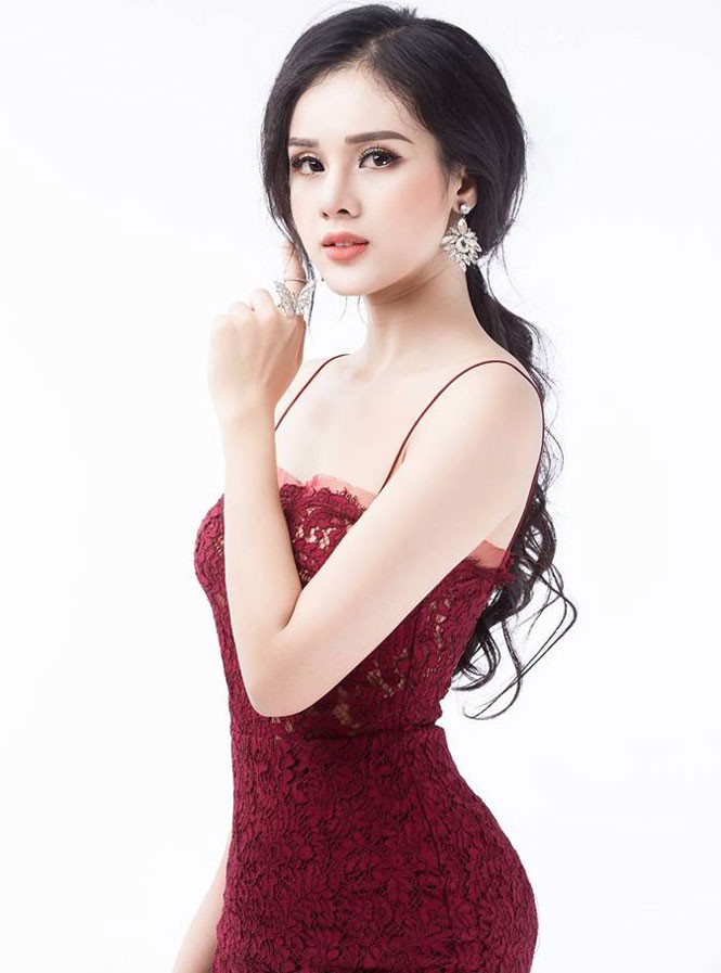 Ngắm cô bạn gái nóng bỏng của “hot boy làng bóng” Việt Nam - ảnh 9