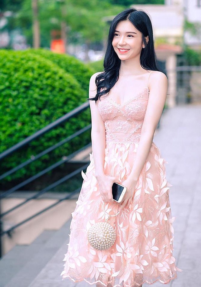 Nữ diễn viên Người phán xử ‘treo thưởng’ khủng cho ĐT Việt Nam - ảnh 5