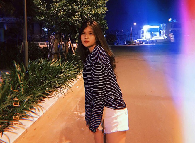 ‘Say nắng’ trước cô bạn gái của Nguyễn Thành Chung - ảnh 7