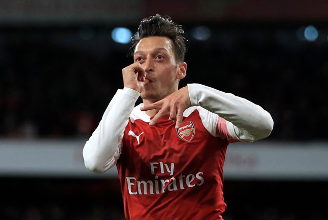 Top 10 cầu thủ hưởng lương cao nhất tại Arsenal - ảnh 1