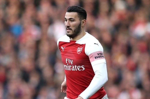 Top 10 cầu thủ hưởng lương cao nhất tại Arsenal - ảnh 5