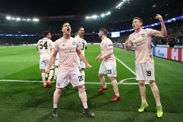 Vào tứ kết Champions League, M.U lập nên siêu kỷ lục - ảnh 1