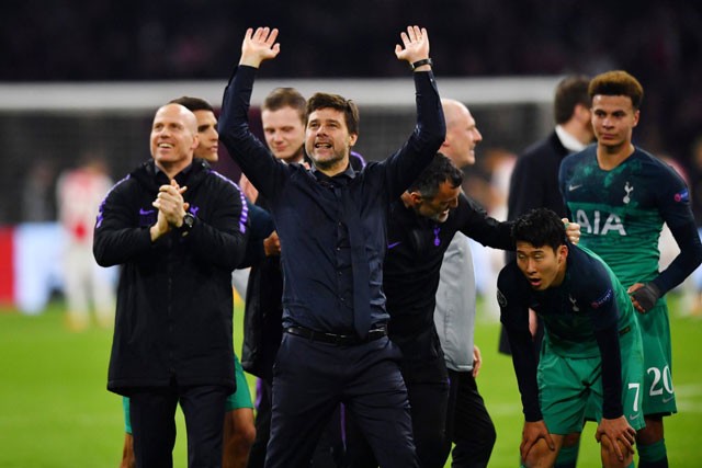 VIDEO: HLV Pochettino òa khóc khi Tottenham vào chung kết Champions League - ảnh 9