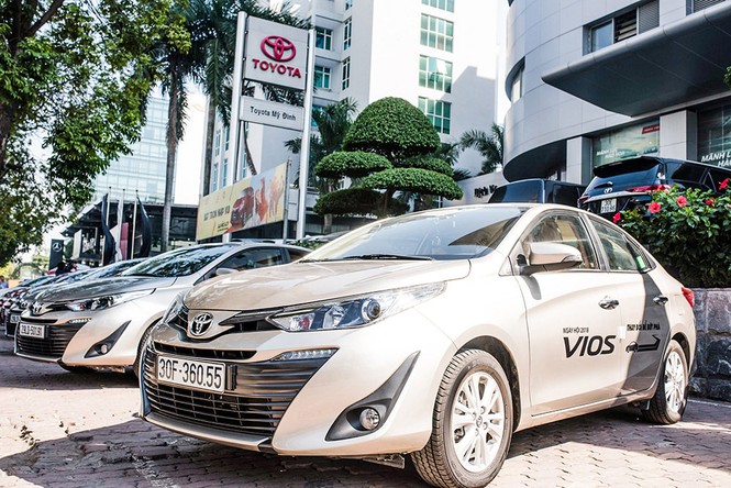 Bất ngờ gặp dàn Toyota Vios trẻ trung trên phố Hà Nội - ảnh 4