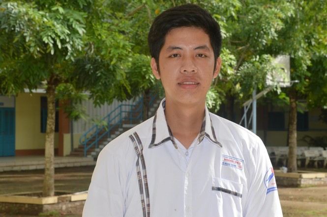 Bất ngờ thủ khoa ở Sóc Trăng, nam soán ngôi nữ - ảnh 1