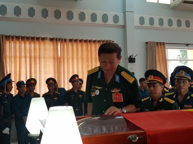 Những giọt nước mắt đưa Anh hùng phi công Nguyễn Văn Bảy về với đất mẹ - ảnh 4
