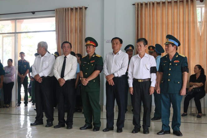 Những giọt nước mắt đưa Anh hùng phi công Nguyễn Văn Bảy về với đất mẹ - ảnh 3