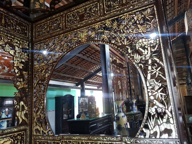 Chiêm ngưỡng chiếc giường cổ có giá bạc tỷ ở Đồng Tháp - ảnh 3