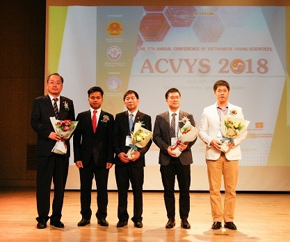 Các nhà khoa học trẻ Việt chia sẻ kinh nghiệm tại Hàn Quốc - ảnh 2