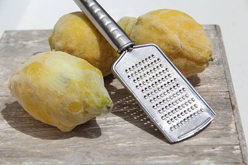 Chỉ cần cho chanh vào ngăn đá là bạn đã có ngay một thần dược - Ảnh 5. Chỉ cần cho chanh vào ngăn đá là bạn đã có ngay một thần dược - Ảnh 5.