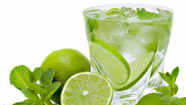 Bí quyết giữ da tay luôn đẹp mịn màng trong mùa đông - ảnh 4