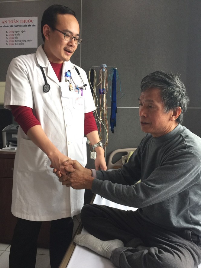 Sau khi hóc xương, người đàn ông thập tử nhất sinh vì 'ho ra máu sét đánh' - ảnh 1