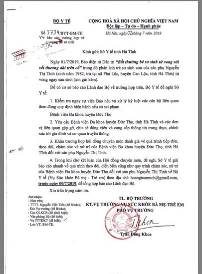 Trẻ sơ sinh tử vong ở Hà Tĩnh: Bác sỹ nói 'bất thường, 30 năm chưa từng thấy' - ảnh 2