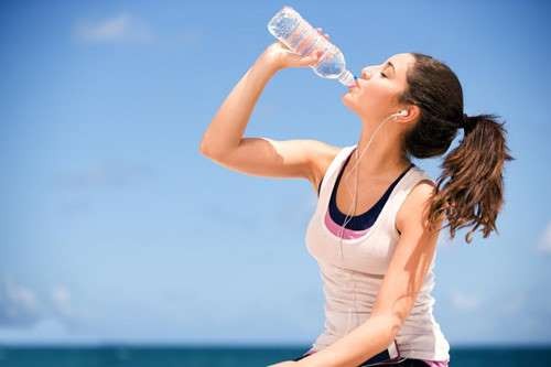 Những người dễ đột quỵ khi nắng nóng, cần biết để khỏi mất mạng - ảnh 1