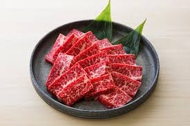 Ăn nhiều thịt bò hại khủng khiếp thế này, biết để điều chỉnh 'nhanh còn kịp' - ảnh 1