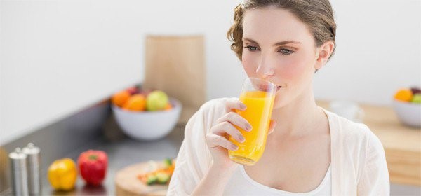 Không muốn 'hạ độc' cơ thể thì đừng uống những loại nước này khi vừa ngủ dậy - ảnh 2