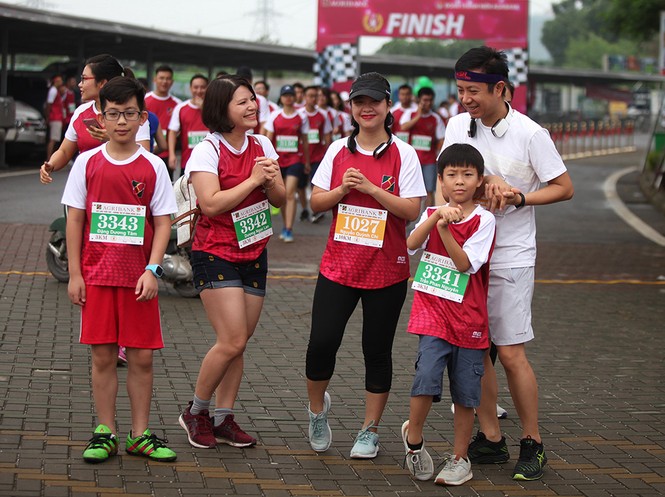 Giải chạy Marathon gây quỹ từ thiện của Đoàn Thanh niên Agribank - ảnh 3