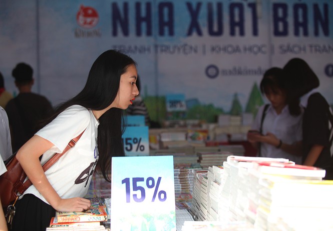 Chen chân tại Hội sách mùa thu 2018 - ảnh 11