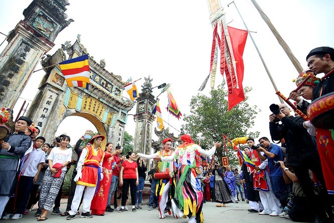 Độc đáo Lễ hội Con đĩ đánh bồng - ảnh 7