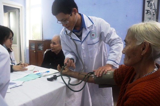 Ấm áp 'Xuân tình nguyện' giữa mùa giá rét - ảnh 2