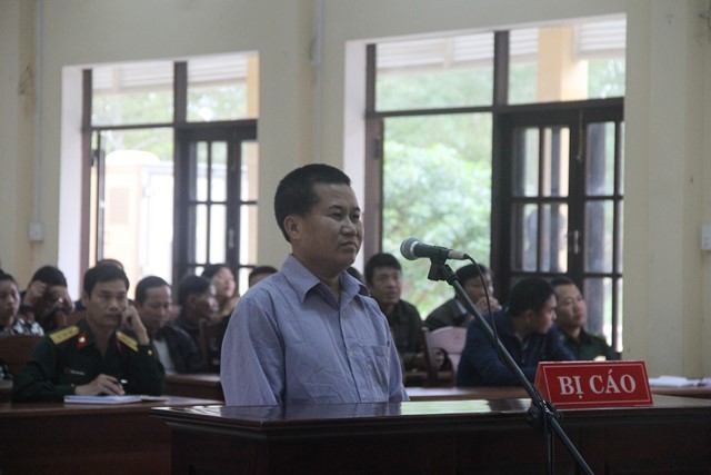 đề nghị mức án 30 - 42 tháng tù giam cho nguyên đồn phó biên phòng cửa khẩu phá rừng Pơ mu - ảnh 2