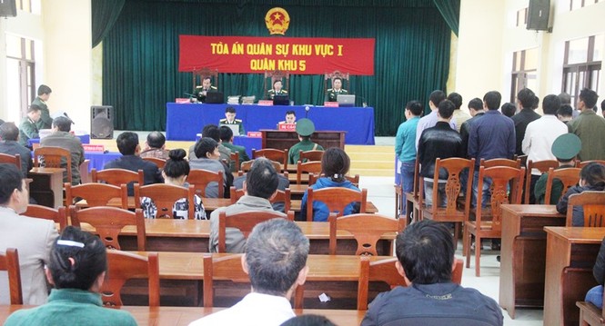 đề nghị mức án 30 - 42 tháng tù giam cho nguyên đồn phó biên phòng cửa khẩu phá rừng Pơ mu - ảnh 1