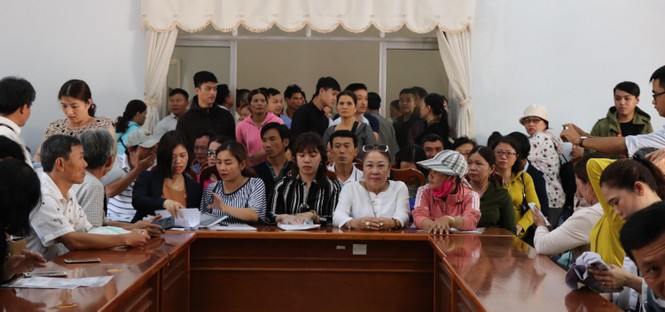 Chính quyền Quảng Nam nói gì vụ hàng nghìn người dân đòi sổ đỏ - ảnh 2